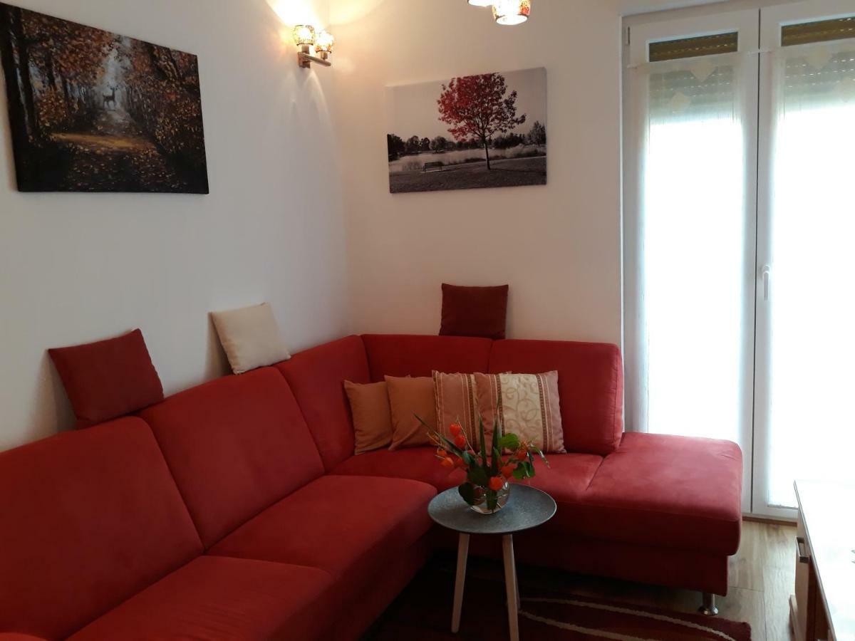 Apartment Matea Ровінь Екстер'єр фото