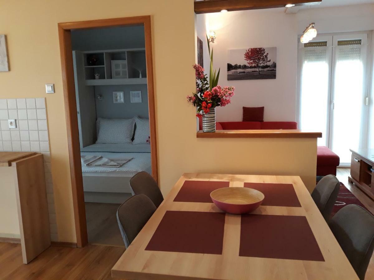 Apartment Matea Ровінь Екстер'єр фото